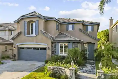 Beautifully Maintained Spacious Home in an Ideal Location
