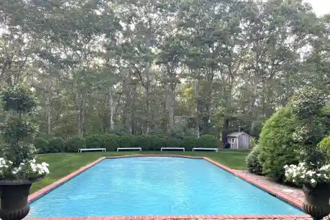 Shingled Hamptons Escape on Nearly Five Acres