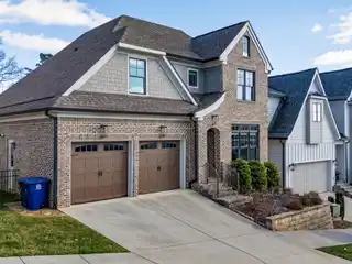 Elegance and Comfort in Prestigious Magnolia One