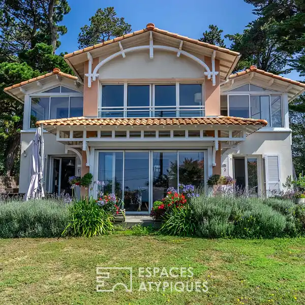 TRADITIONAL PORNIC VILLA WITH SEA VIEW