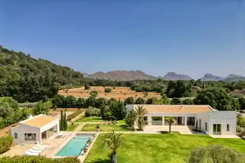 Modern Country House with Open Views