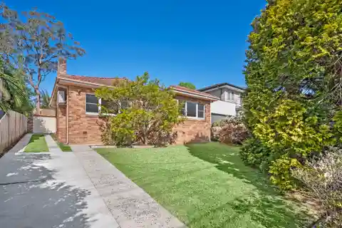 Exclusive Opportunity in the Riverview Peninsula
