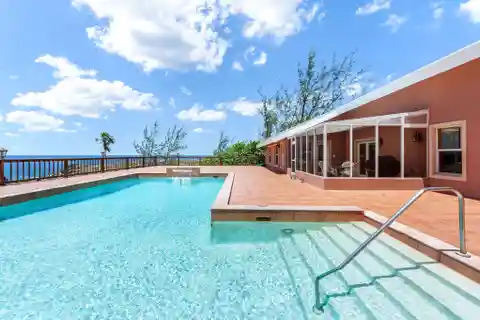 Private Oceanfront Estate