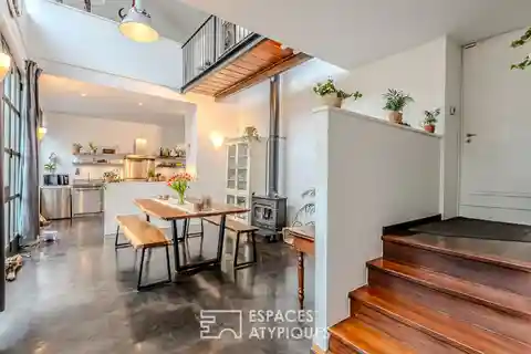 Beautifully Renovated Townhouse