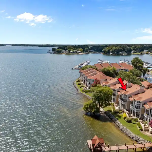 BEAUTIFULLY FURNISHED WATERFRONT CONDO