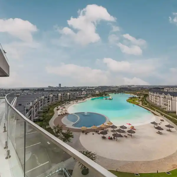 PENTHOUSE DREAM IN WATERFALL