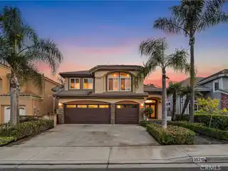 Gorgeous Residence in Sought-after Kamari