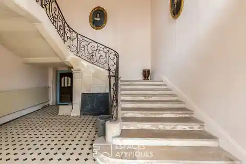 Grand Historic Estate with Vast Private Park