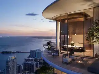 Spacious Thoughtfully Designed Home at the Residences at 1428 Brickell