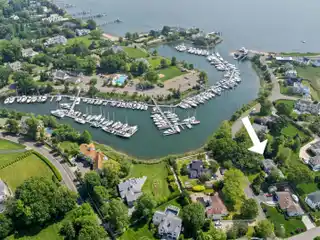 Private Escape in Saugatuck Shores