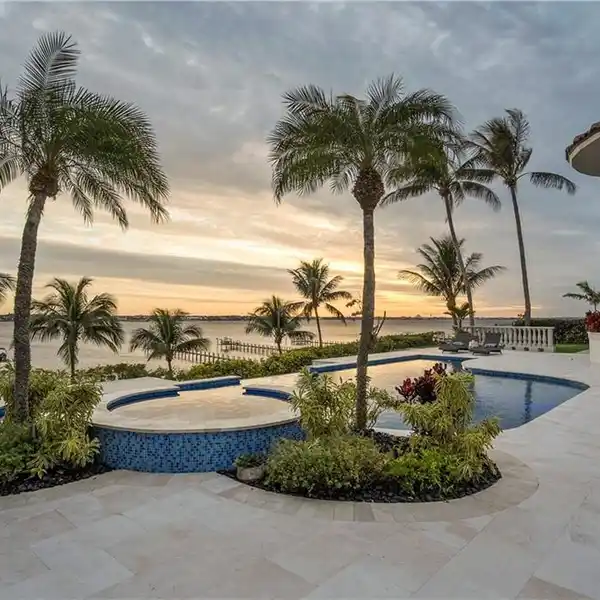 WATERFRONT ESTATE IN PRESTIGIOUS SEWALL'S POINT PLANTATION