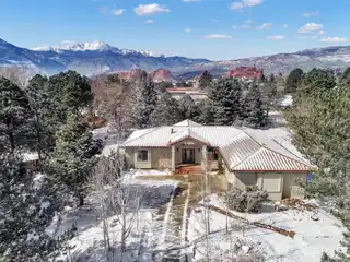 Stunning Ranch Home in Desirable Gated Community of Kissing Camels