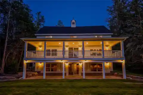 An Heirloom of American Craftsmanship Reimagined for Modern Luxury