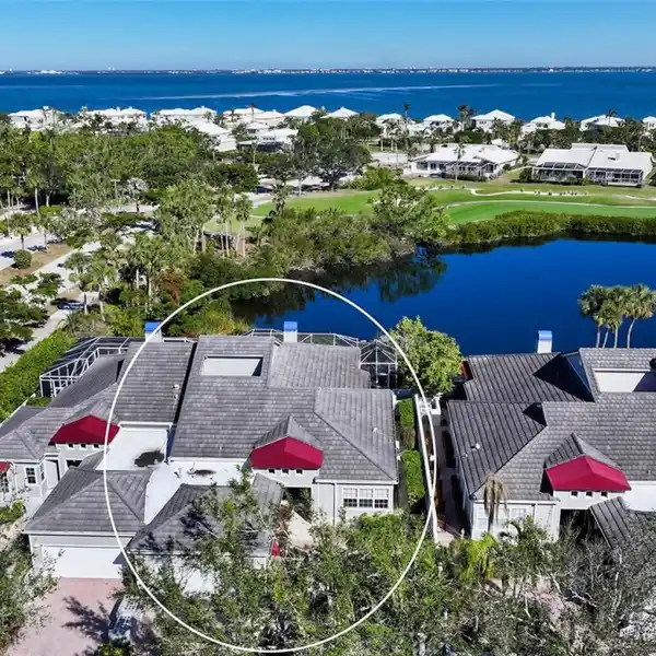WATERFRONT RETREAT IN DESIRABLE WINDING OAKS