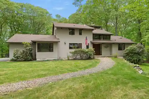 Dramatic Mid-century Modern Home