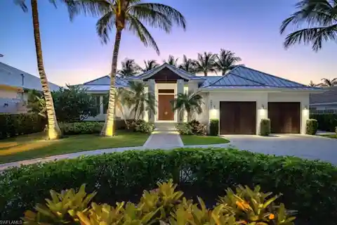 Gorgeous Open-Plan Gem