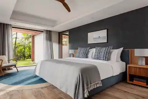 Indoor Sophistication and Outdoor Serenity