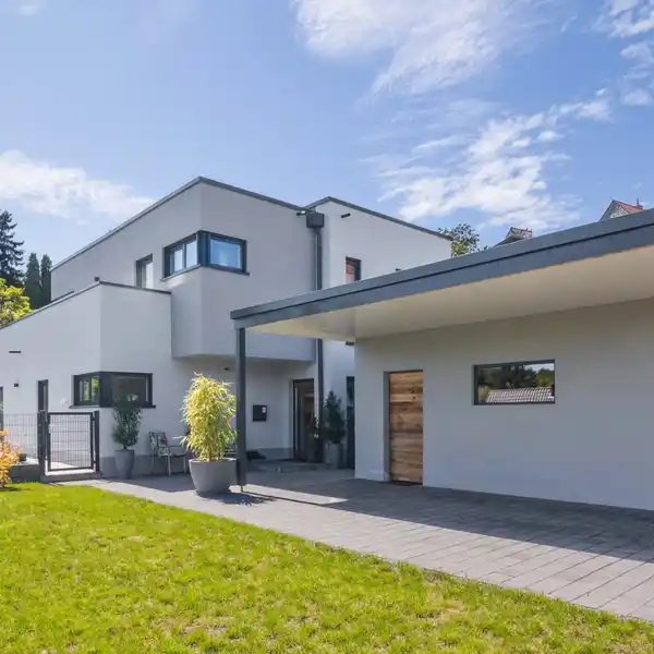 ARCHITECTURE MEETS VIEW - STYLISH NEW BUILDING WITH UNOBSTRUCTED VIEWS
