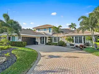 Luxury Coastal Living