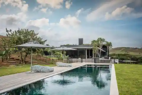 Rare Opportunity in Seaton Estate