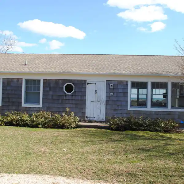 BEAUTIFULLY RENOVATED THREE BEDROOM COTTAGE FOR RENT