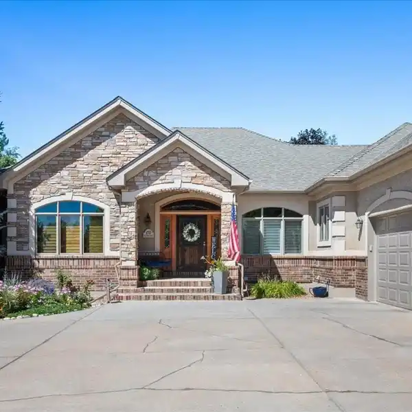 SPRAWLING CUSTOM RANCH IN FOX HAVEN ESTATES