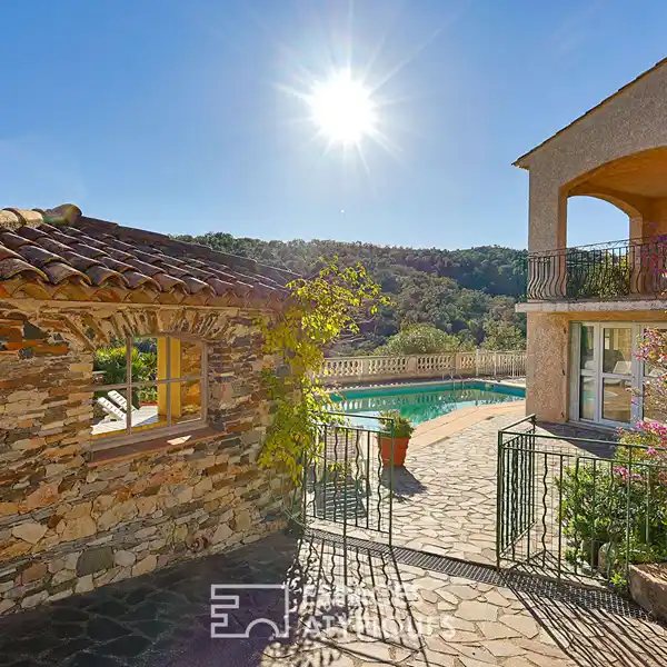 SPACIOUS HOME SURROUNDED BY LUSH NATURE VIEWS