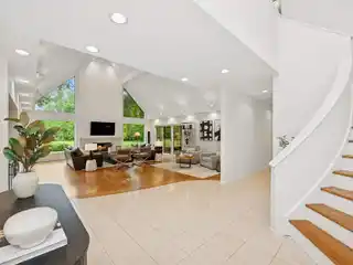 Updated Luxury Home on a Private Cul-De-Sac