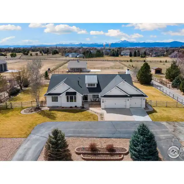 SPRAWLING FULLY UPDATED RANCH