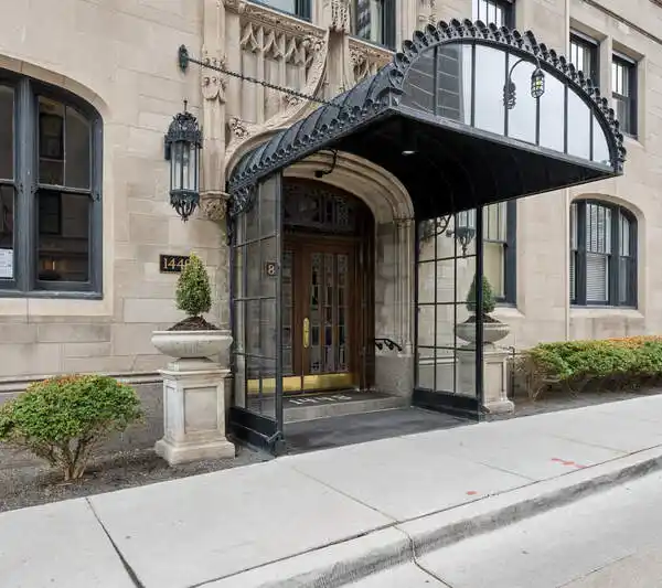 GORGEOUS VINTAGE PENTHOUSE CO-OP