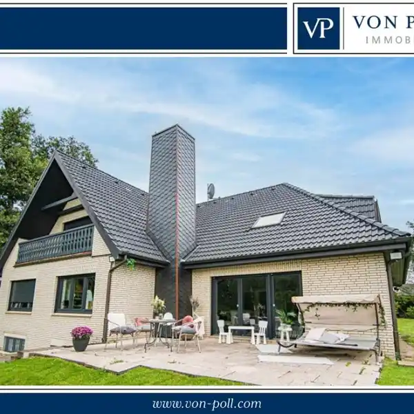 VILLA WITH FIRST-CLASS DESIGN AND PARK-LIKE GARDEN IN THE COUNTRYSIDE