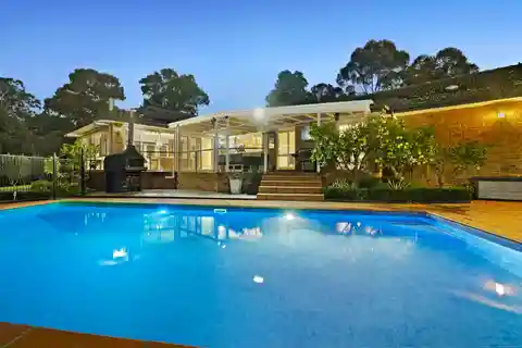 Tranquil One-acre Oasis