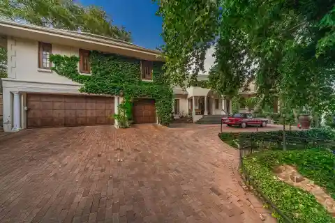 Hamptons-inspired Luxury in the Heart of Joburg