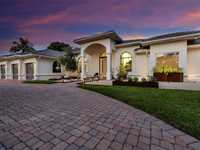 FULLY RENOVATED SINGLE-STORY HOME IN WESTRIDGE