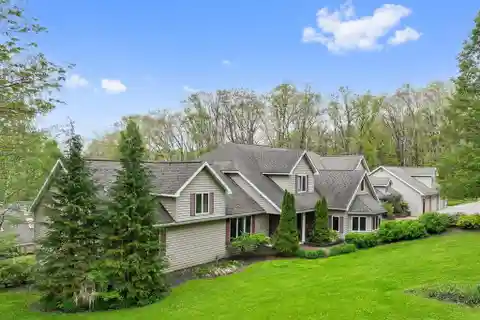 Cape Cod Elegance with Exceptional Amenities