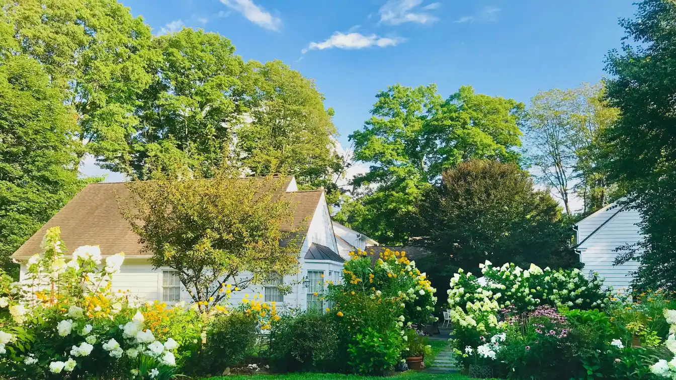 Enchanting Estate-like Property