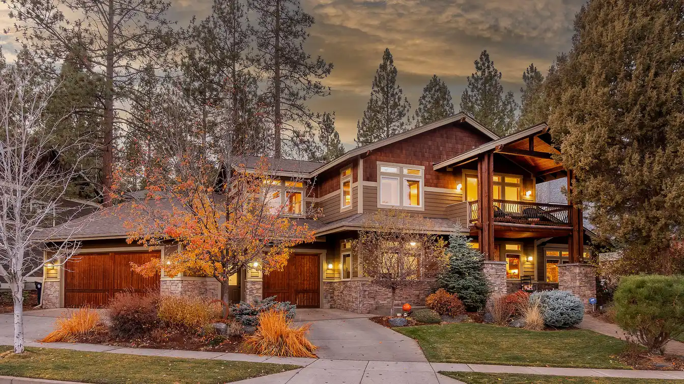 Stunning Custom Home in Shevlin Ridge
