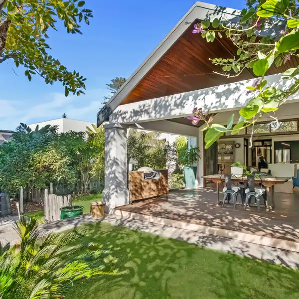 IMPECCABLE HOME IN CENTRAL LOCATION