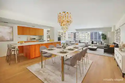 Move-in Condition Two Bedroom Home on Park Avenue