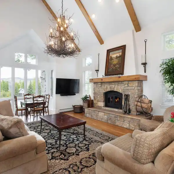 BEAUTIFUL HOME IN KENSINGTON GREEN