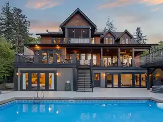 World-Class Quality with Great Views