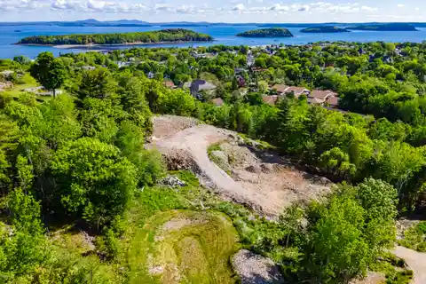 Land