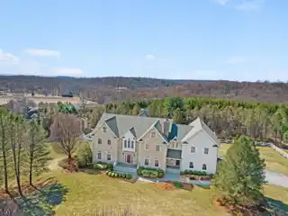 Impressive Colonial on 5.8 Acres