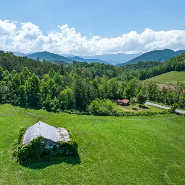 EXTRAORDINARY 102-ACRE PROPERTY
