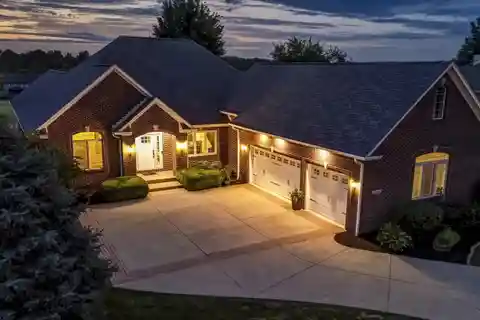 Elegance and Comfort on the Sagamore Golf Course