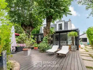 Hidden Designer Haven Steps from the Marne