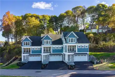 Bayfront Bliss in a Gated Oasis