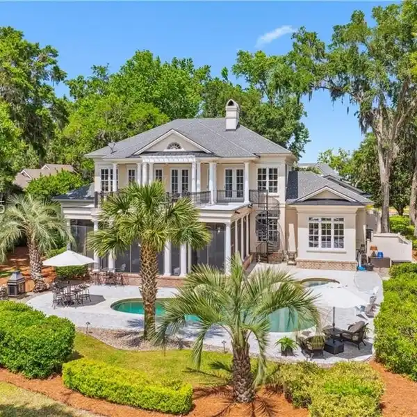 BEAUTIFULLY RENOVATED HOME WITH BREATHTAKING GOLF COURSE VIEWS