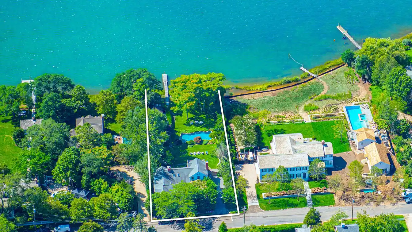 Glover Street Waterfront with Dock