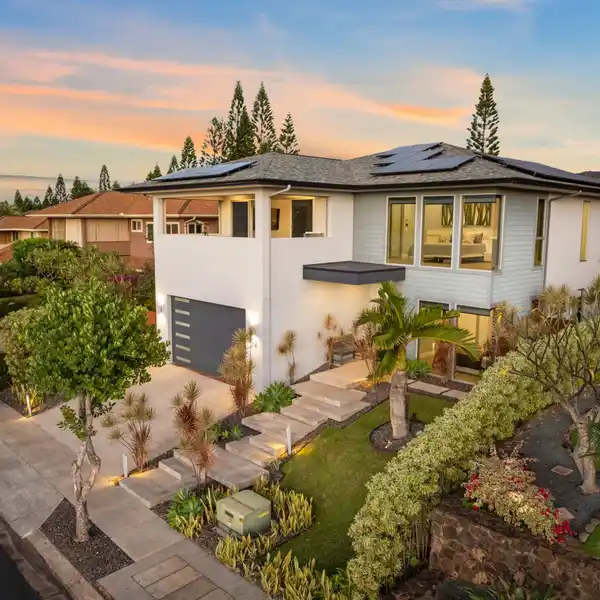 MODERN LUXURY LIVING IN KAHANA RIDGE